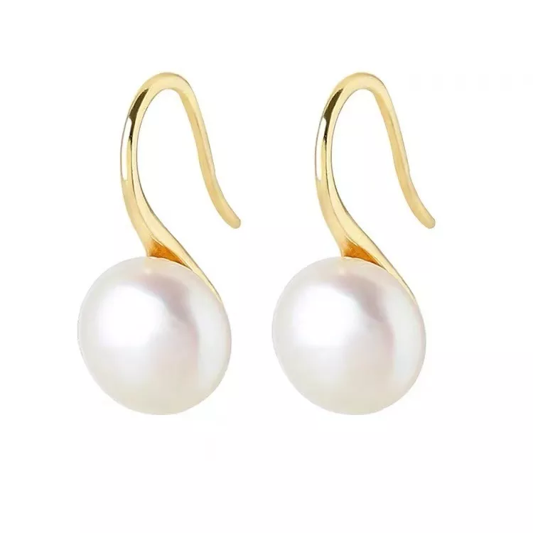 S925 Silver Hook Earrings with Freshwater Pearl S925 Silver Hook Earrings with Freshwater Pearl