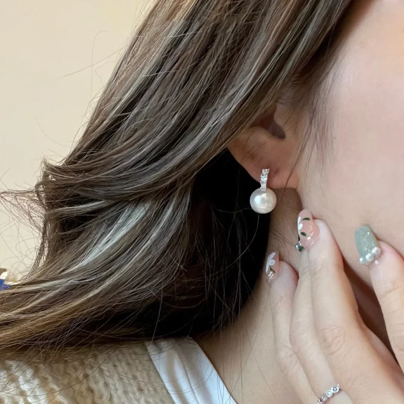 S925 Zircon Accent Shell Pearl Drop Hoop Earrings