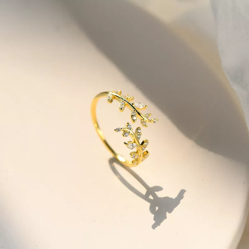Twisted Branch Zircon S925 Adjustable Ring