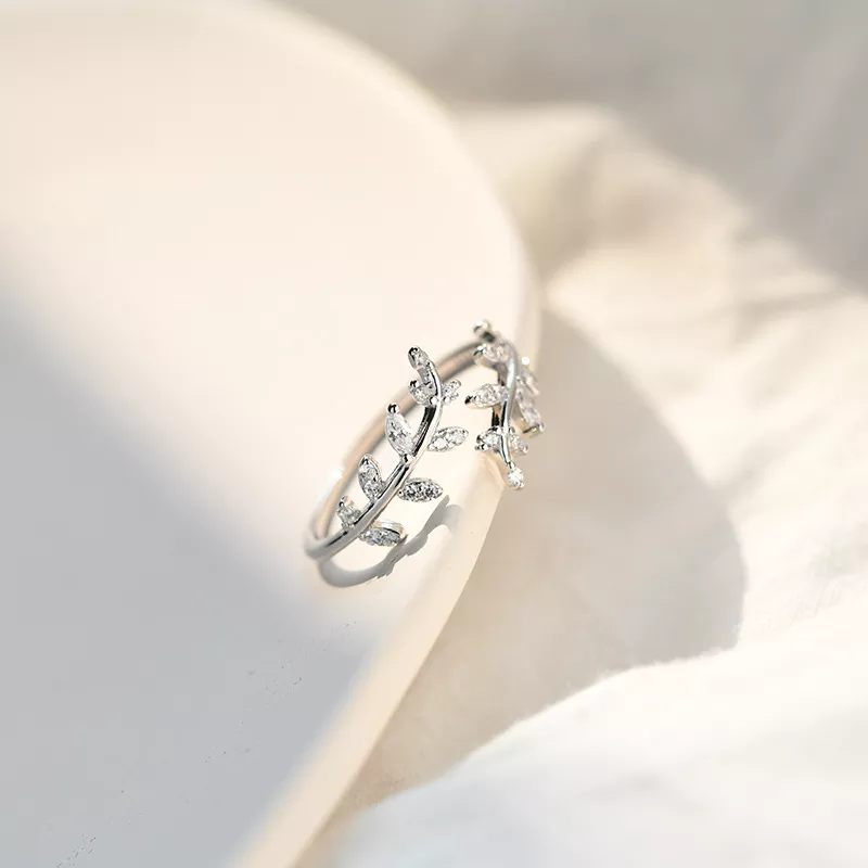Twisted Branch Zircon S925 Adjustable Ring