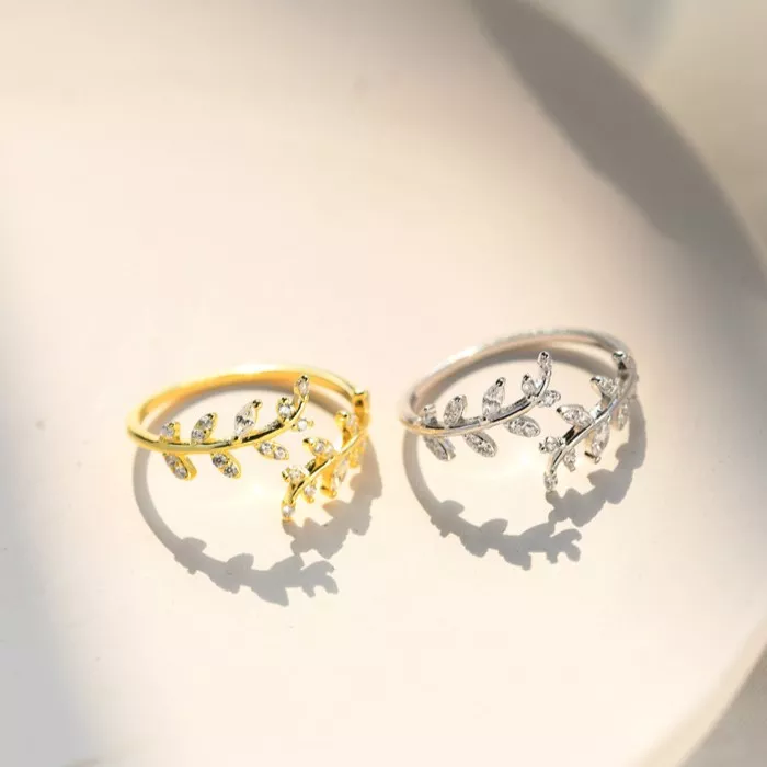 Twisted Branch Zircon S925 Adjustable Ring