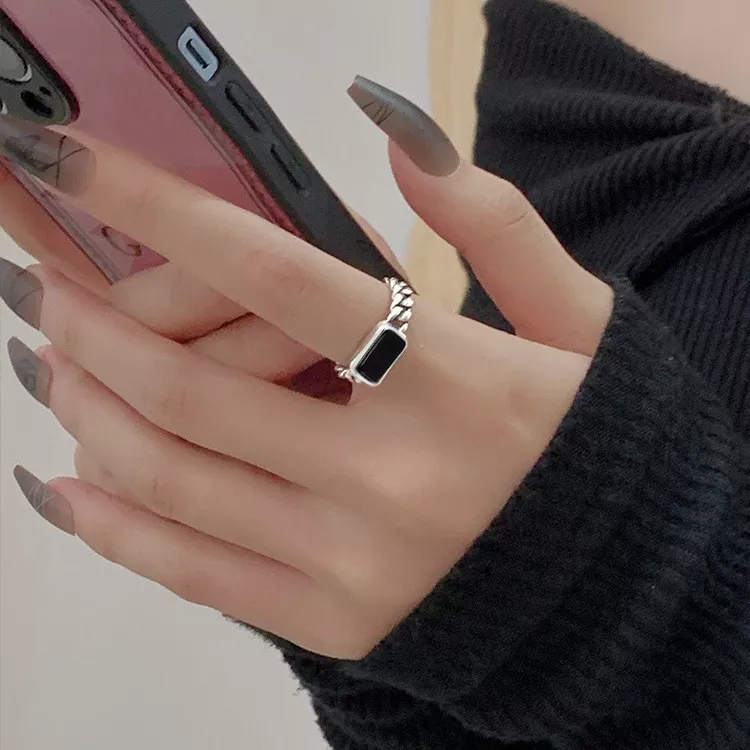 S925 Antique Sterling Silver Chain Ring with Black Onyx
