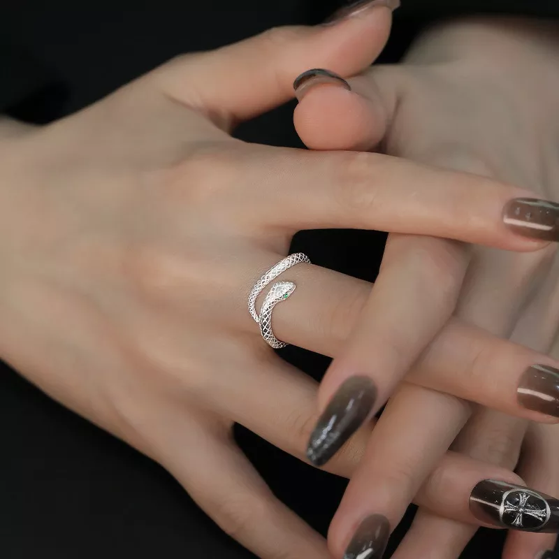 S999 Silver Open Snake Ring With Green Zircon