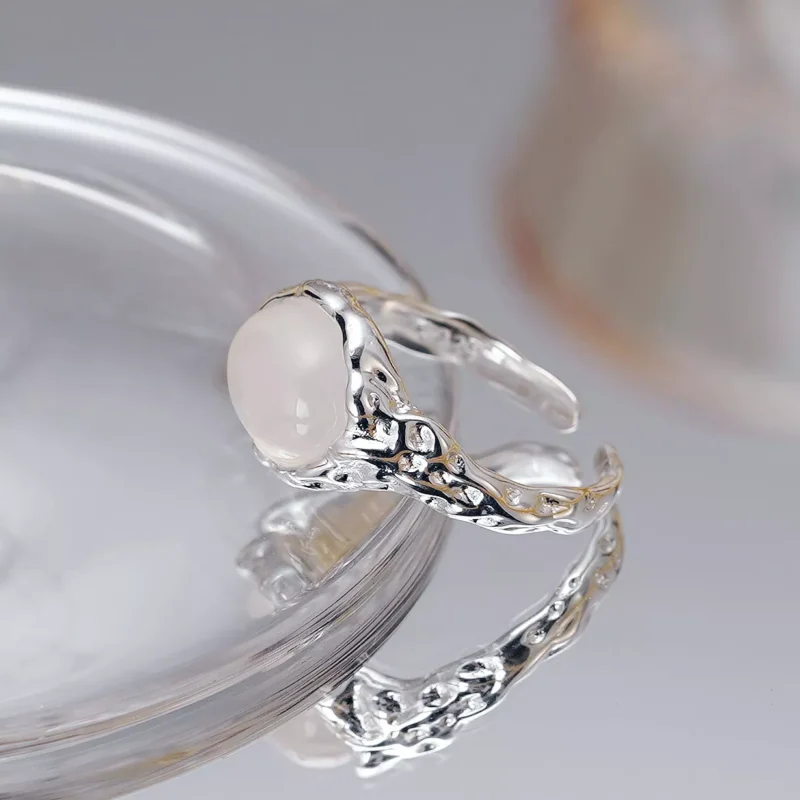 S925 Silver Irregular White Agate Open Ring S925 Silver Irregular White Agate Open Ring