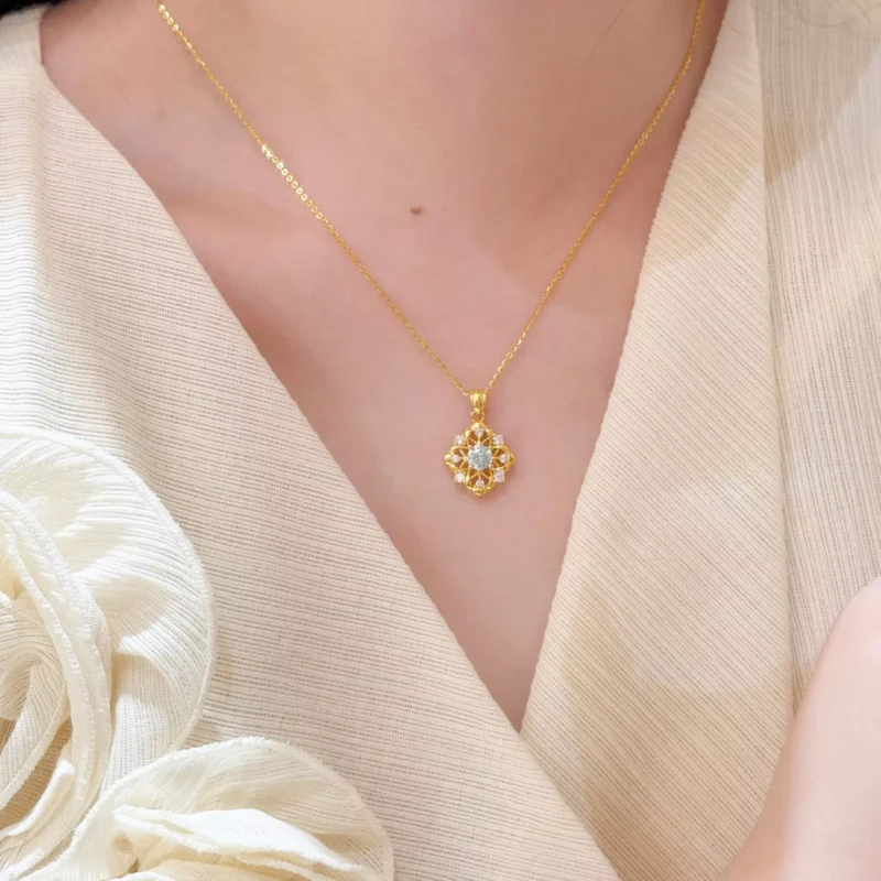 S925 Vintage Floral Hollow Cubic Zirconia Necklace
