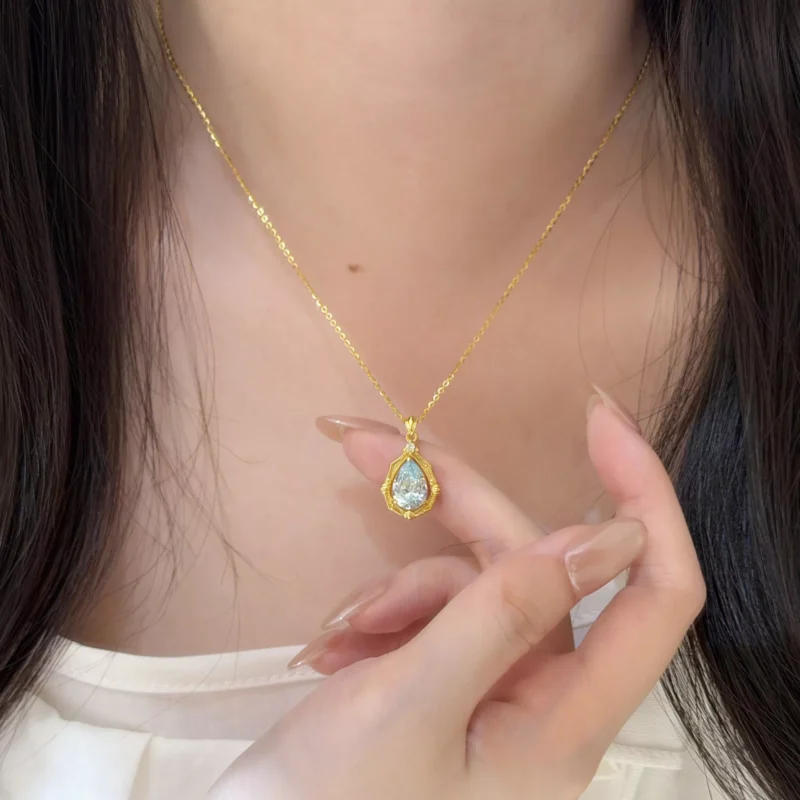 S925 Vintage Teardrop Light‑Blue Zircon Necklace S925 Vintage Teardrop Light‑Blue Zircon Necklace