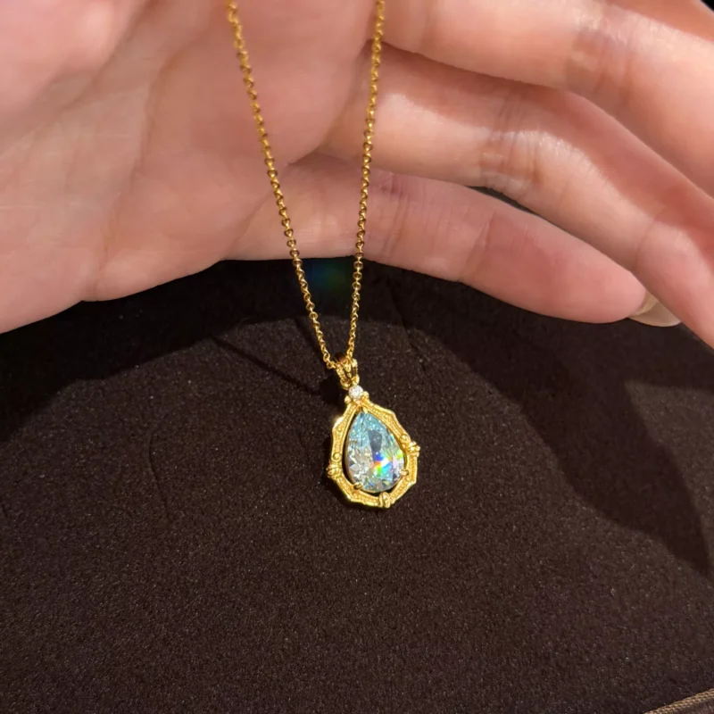 S925 Vintage Teardrop Light‑Blue Zircon Necklace S925 Vintage Teardrop Light‑Blue Zircon Necklace