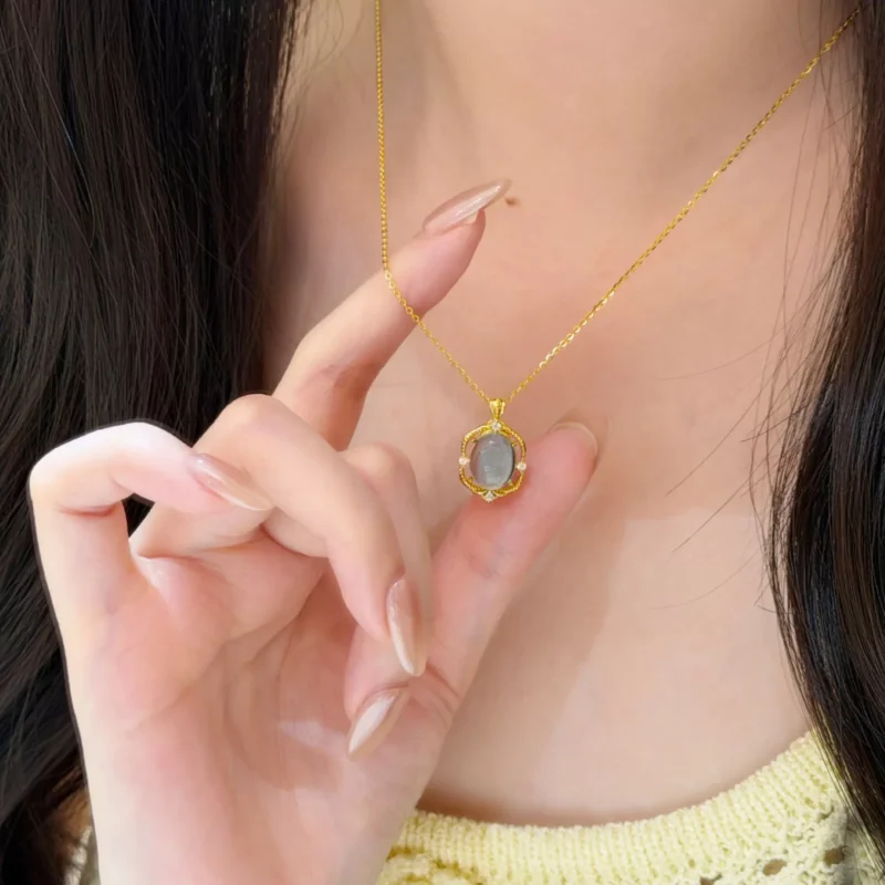 S925 Vintage Oval Cabochon Glass Zircon Necklace