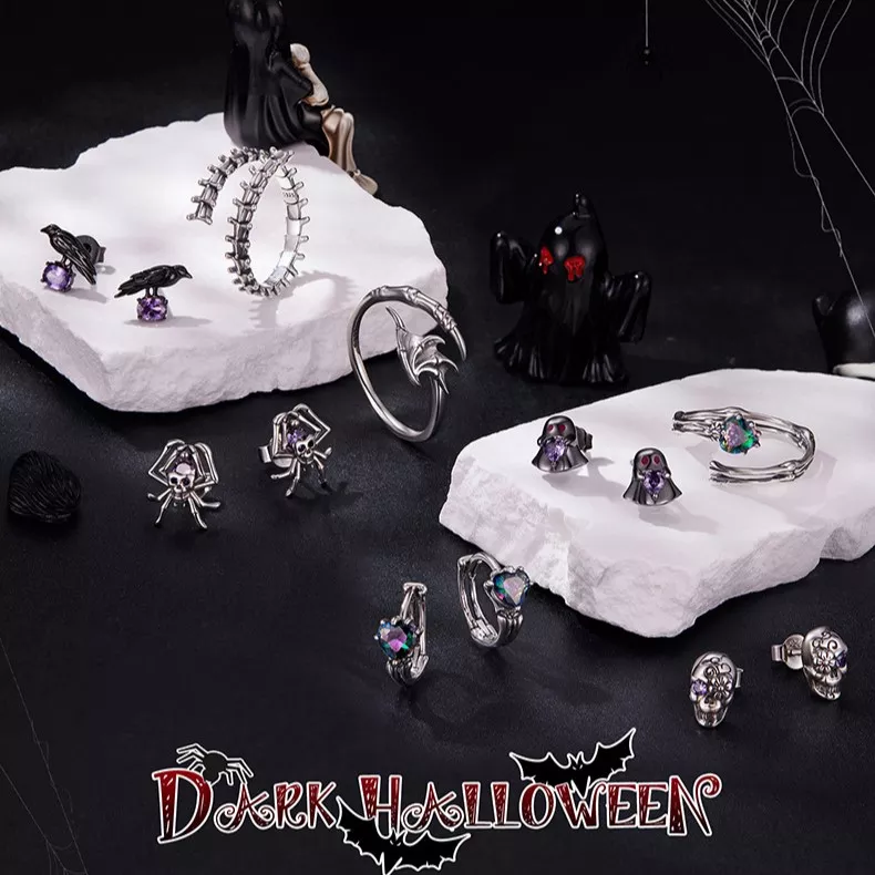 Skeleton Hand S925 Silver Open Ring with Rainbow Crystal